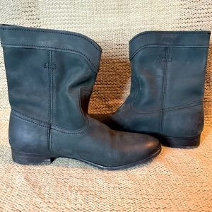 Frye Cara Roper Black leather boots, size 9